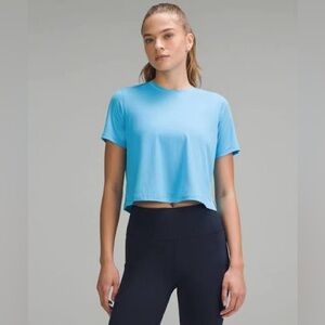 Lululemon Ultralight Waist-Length T-Shirt Kayak Blue Light Size 12